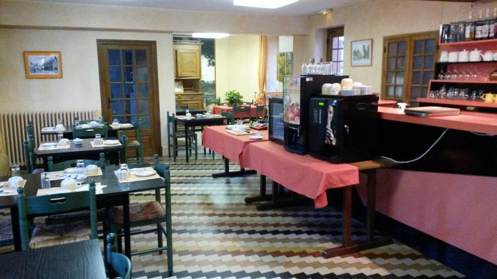 Hotel De L'Agriculture Десиз Экстерьер фото
