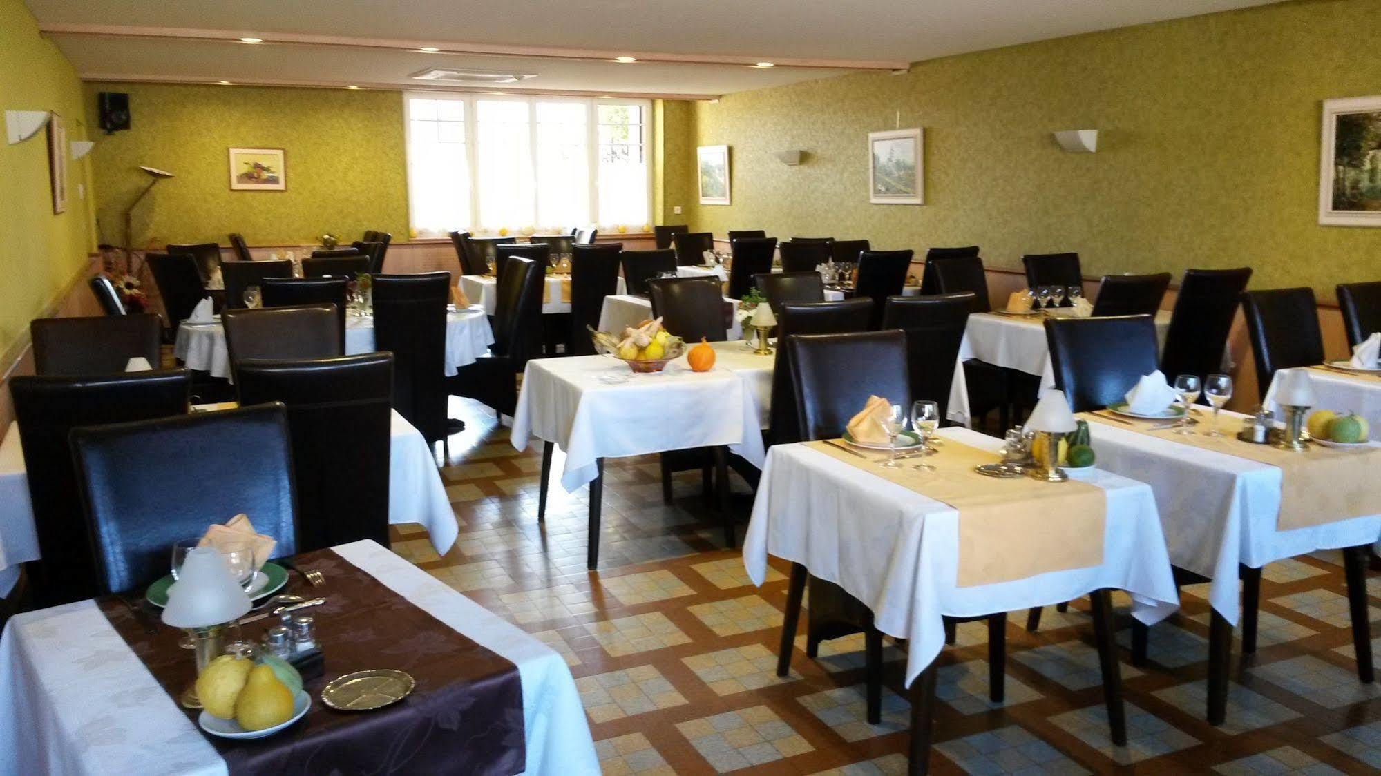 Hotel De L'Agriculture Десиз Экстерьер фото